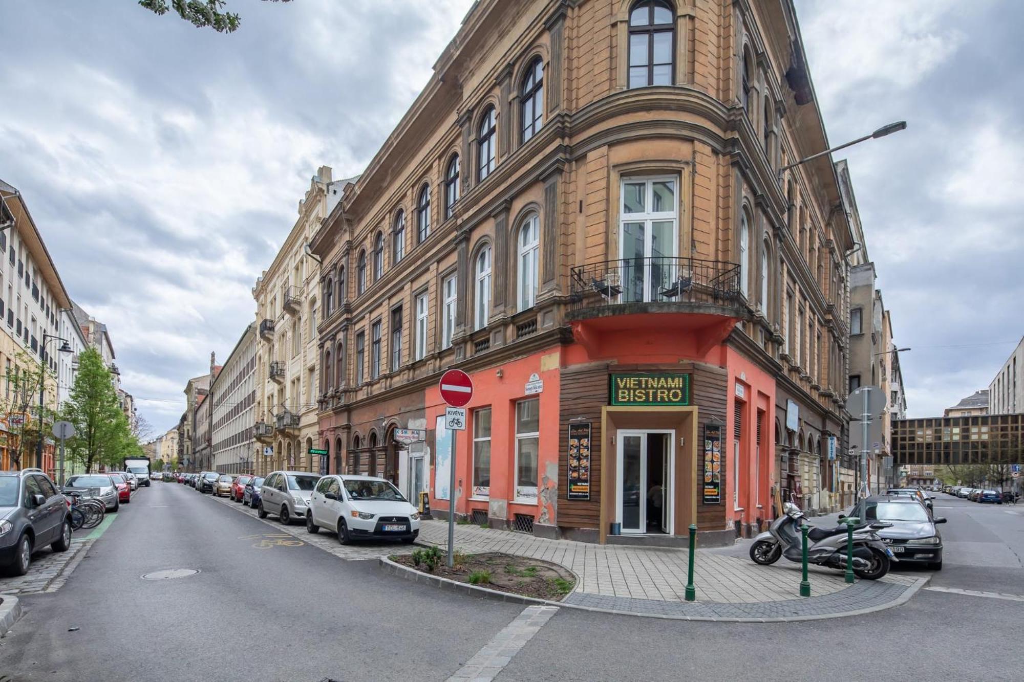 Central - New - Easy Sleep Budapesta Exterior foto